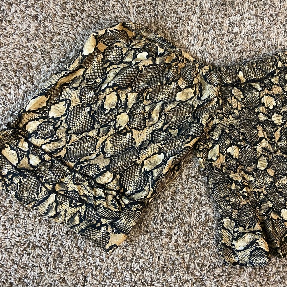 Snake skin pattern off the shoulder ruffle top. - Picture 3 of 5